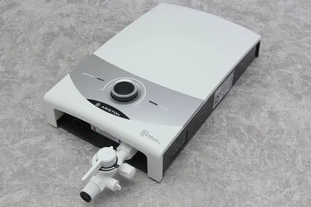 binh-nong-lanh-ariston-nhay-den-do-03