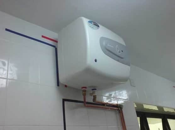 tìm hiểu nguyên nhân khiến máy nước nóng Ariston không lên nguồn