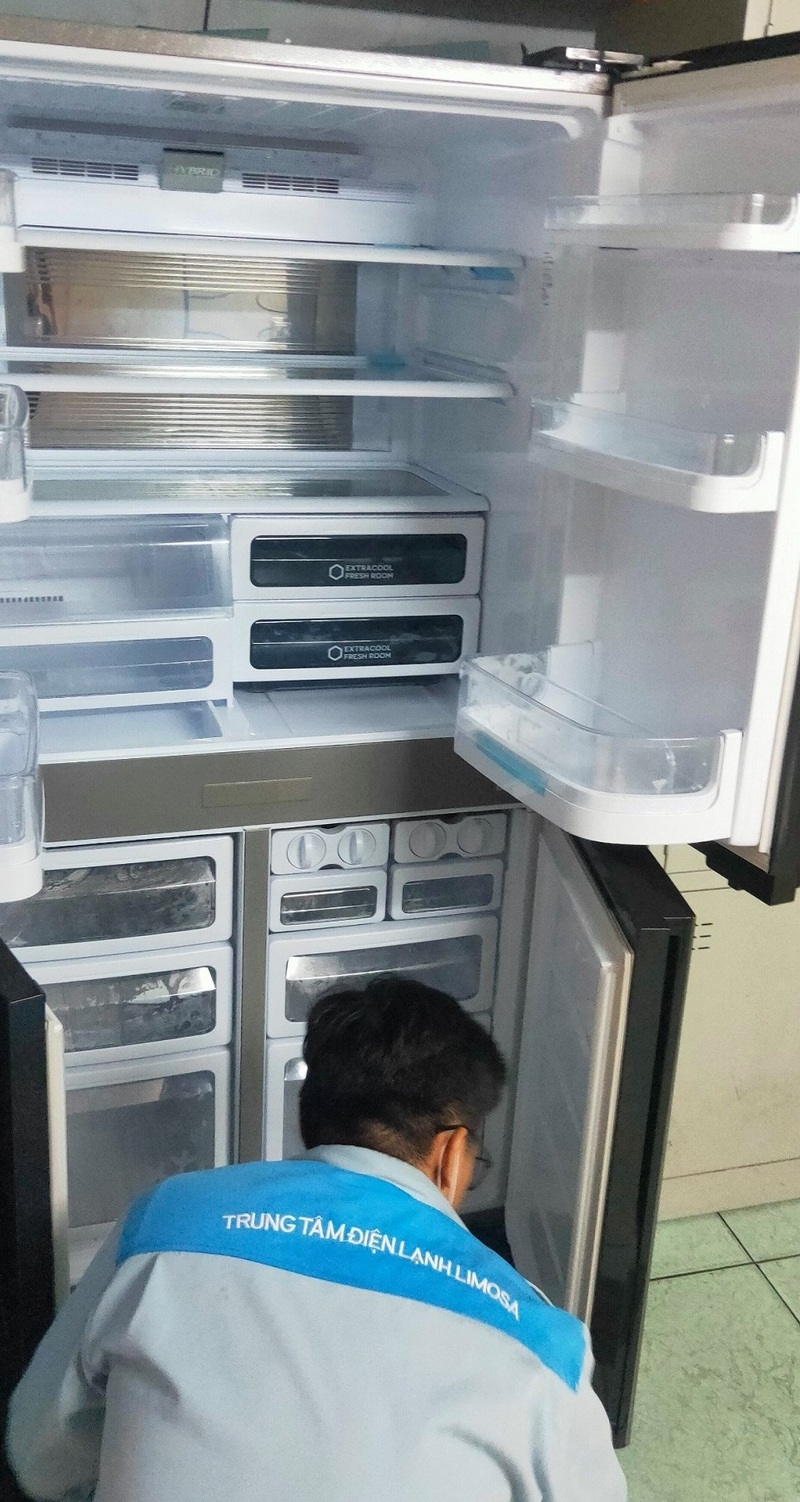 thợ sửa tủ lạnh midea