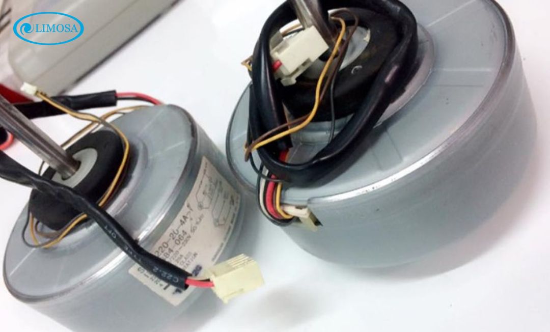 Máy lạnh Reetech lỗi dàn quạt lạnh