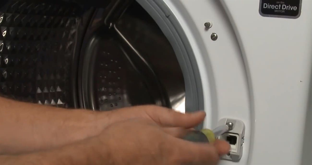 khắc phục máy giặt electrolux không mở được cửa