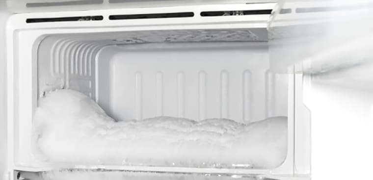 Dàn lạnh của tủ bị đóng tuyết