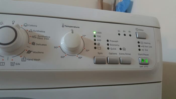 máy giặt electrolux báo lỗi end