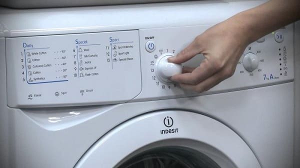 máy giặt indesit báo lỗi F05