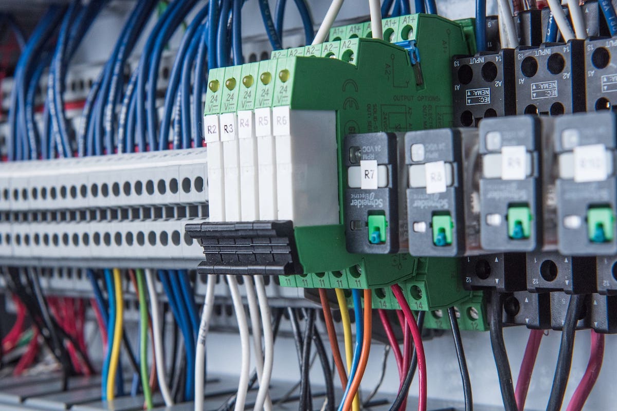 bảng giá lắp đặt tủ điện công nghiệp