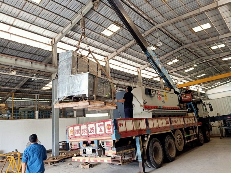 vận chuyển máy móc nhà xưởng