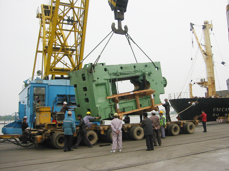 lắp đặt máy móc thiết bị