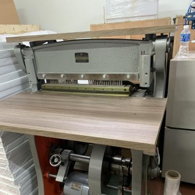 máy bóp lò xo lịch