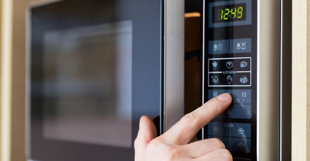 Rơ Le Của Lò Vi Sóng Panasonic Bị Hỏng (1)