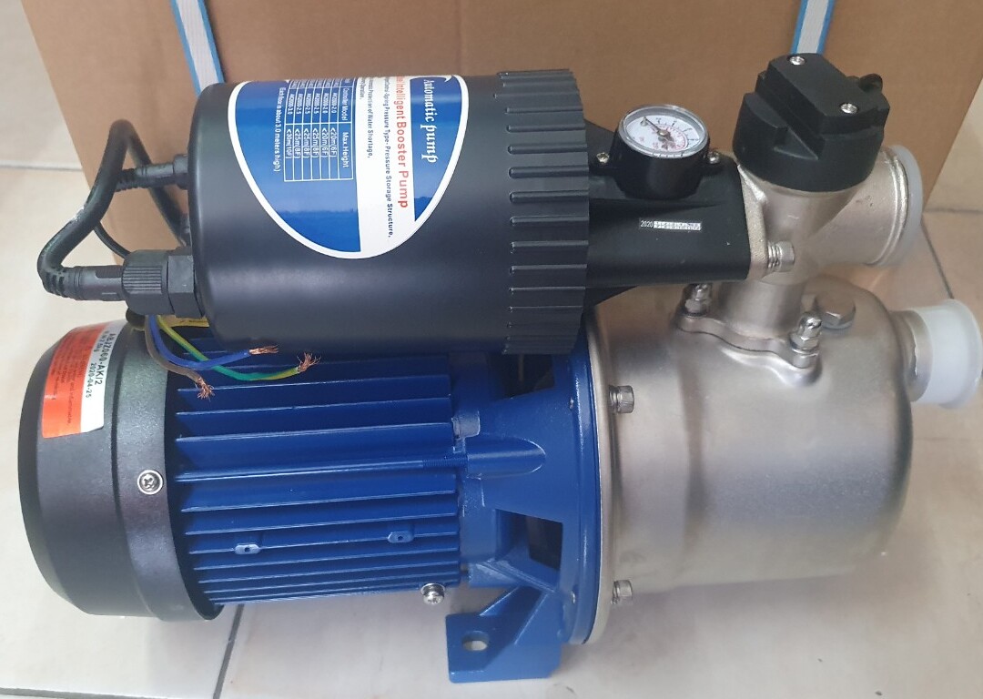 máy bơm bị ngập nước
