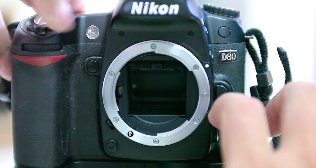 máy ảnh bị kẹt lens