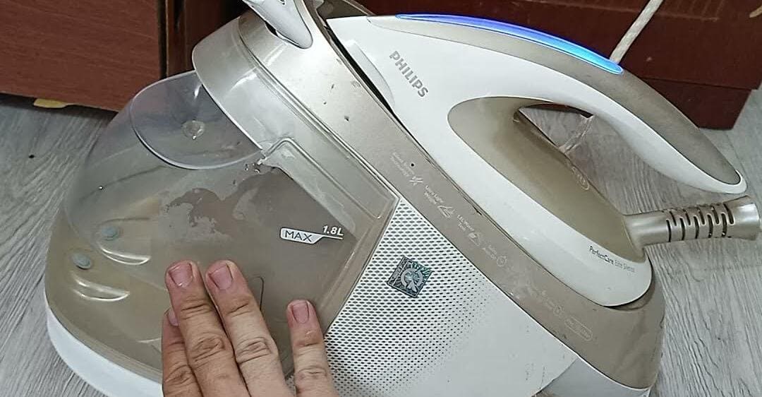Bàn Là Hơi Nước Phillips Không Ra Hơi