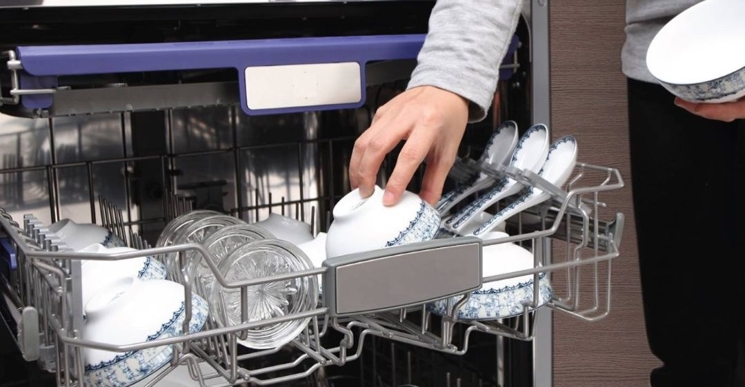 cách khắc phục máy rửa bát bị khóa
