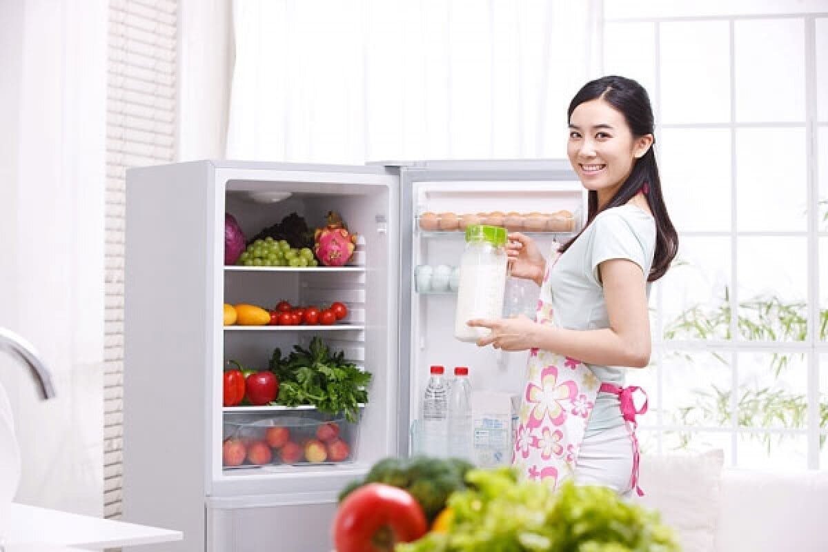 giới thiệu về tủ lạnh Hitachi và tủ lạnh Toshiba