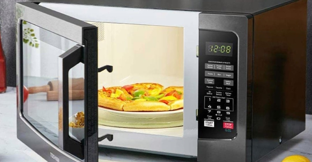 sử dụng lò vi sóng tiết kiệm điện