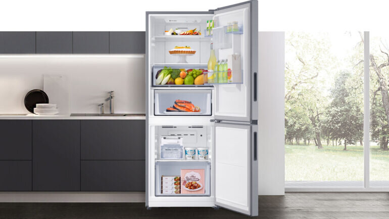 so sánh tủ lạnh Hitachi và Samsung