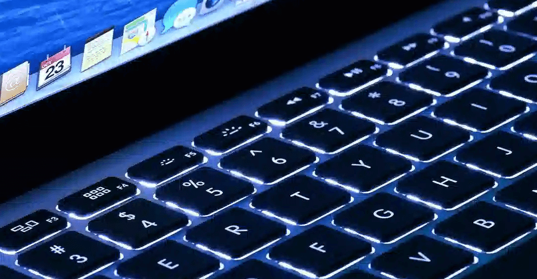 Bật chế độ tắt đèn bàn phím bằng Touch Bar hoặc phím cứng