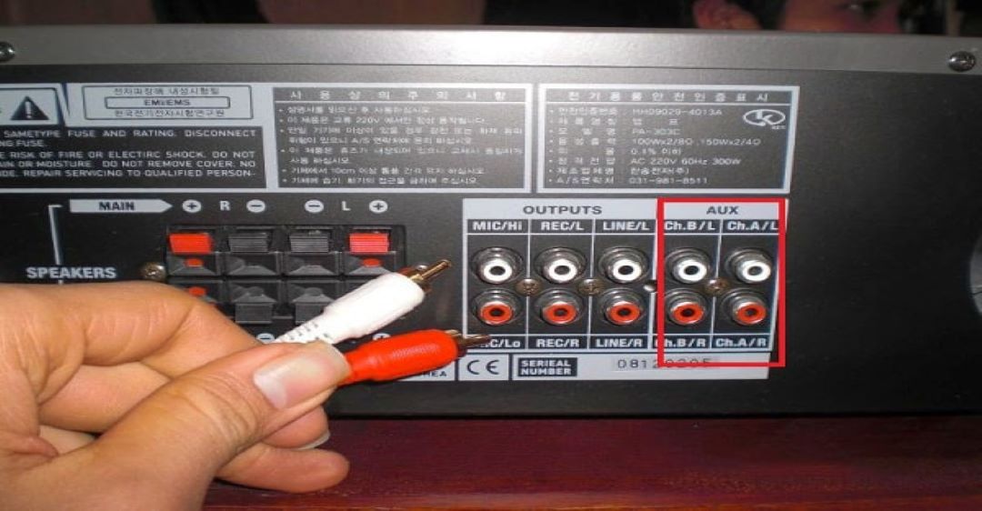 Giới thiệu cổng AUX trên amply là gì