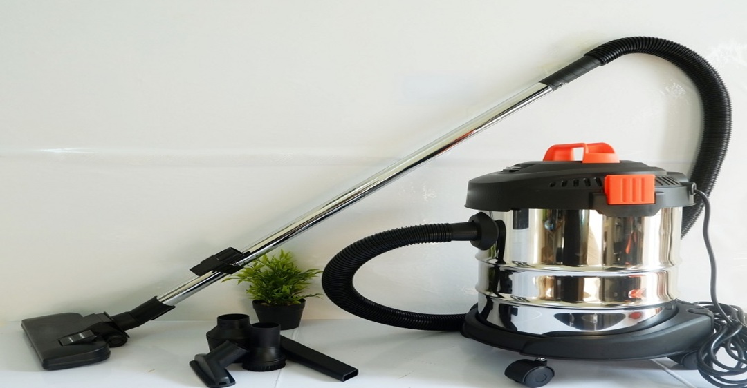 Lý do cần vệ sinh máy hút bụi công nghiệp thường xuyên