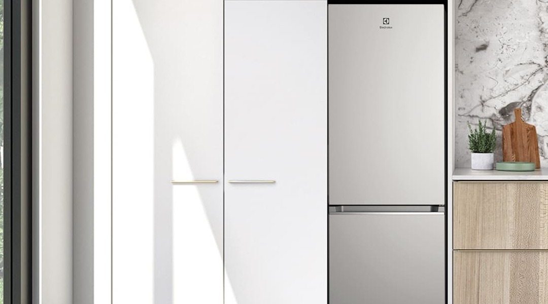 Nguyên nhân tủ lạnh Electrolux tự ngắt điện liên tục
