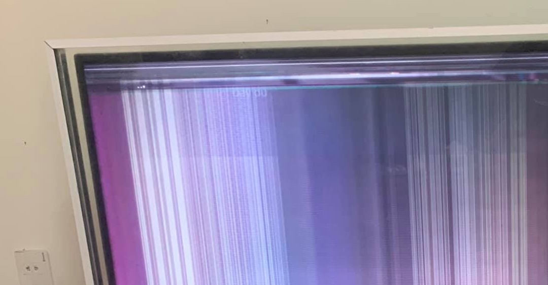 Nguyên nhân tivi Panasonic bị giật màn hình