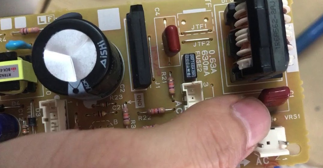 máy hút ẩm bị lỗi E7