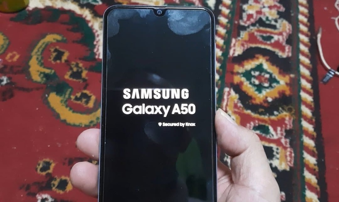 Cách khắc phục lỗi điện thoại Android bị treo logo
