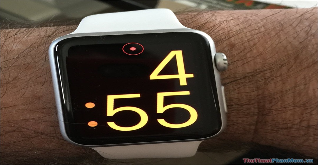 Có nên tắt dấu chấm đỏ trên màn hình Apple Watch