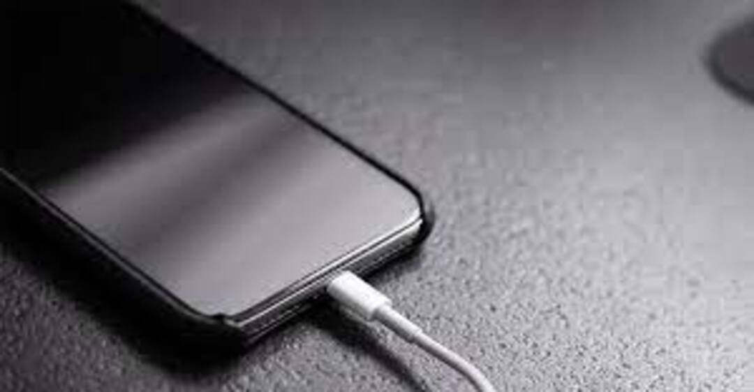 Iphone 11 sạc nhanh không