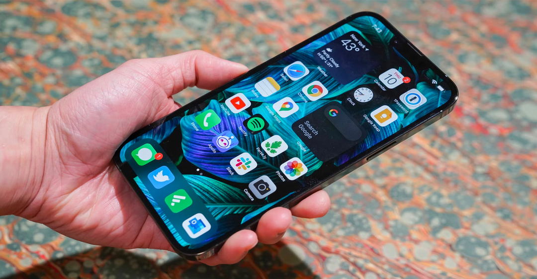 Iphone 13 pro max bị sọc màn hình