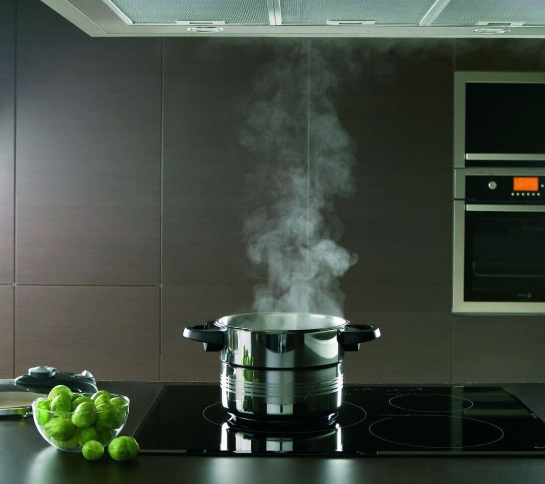 Máy hút mùi Chefs của nước nào