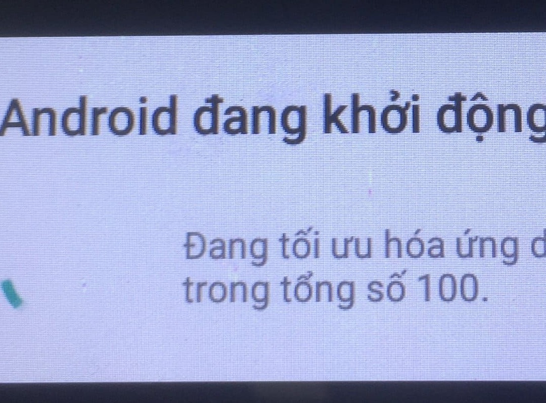 Nguyên nhân gây ra vấn đề điện thoại Android reset liên tục