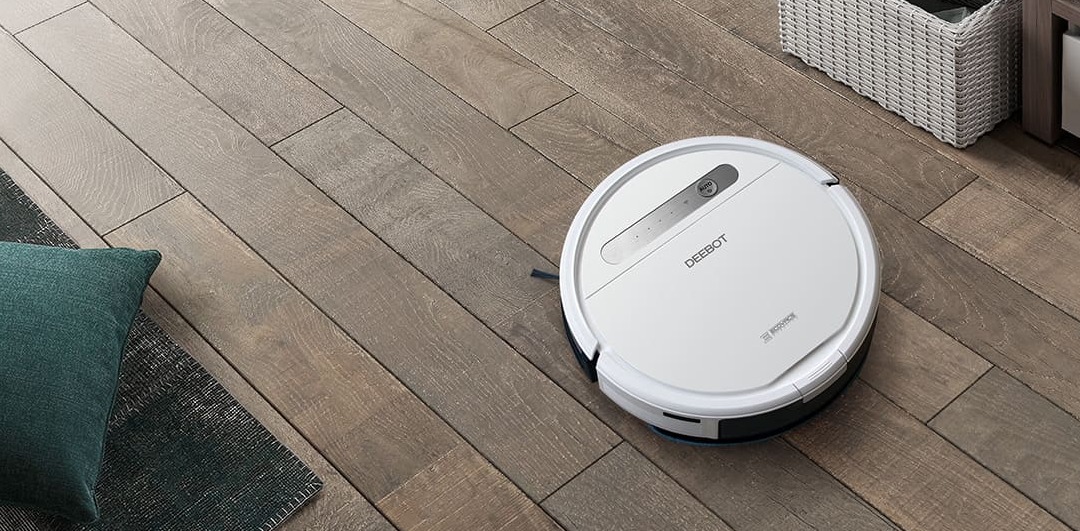 Robot hút bụi hàng trưng bày là gì