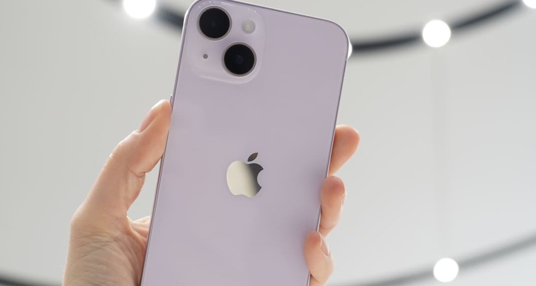 So sánh iPhone 11 Pro và iPhone 14 Plus về điểm mạnh