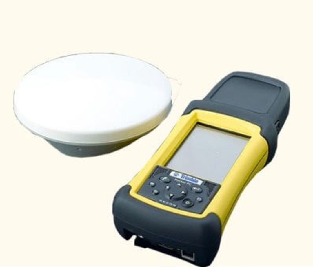 sửa chữa máy định vị GPS trạm
