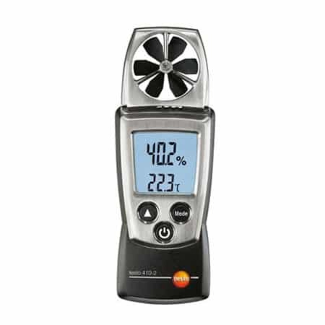 thợ sửa máy đo tốc độ gió