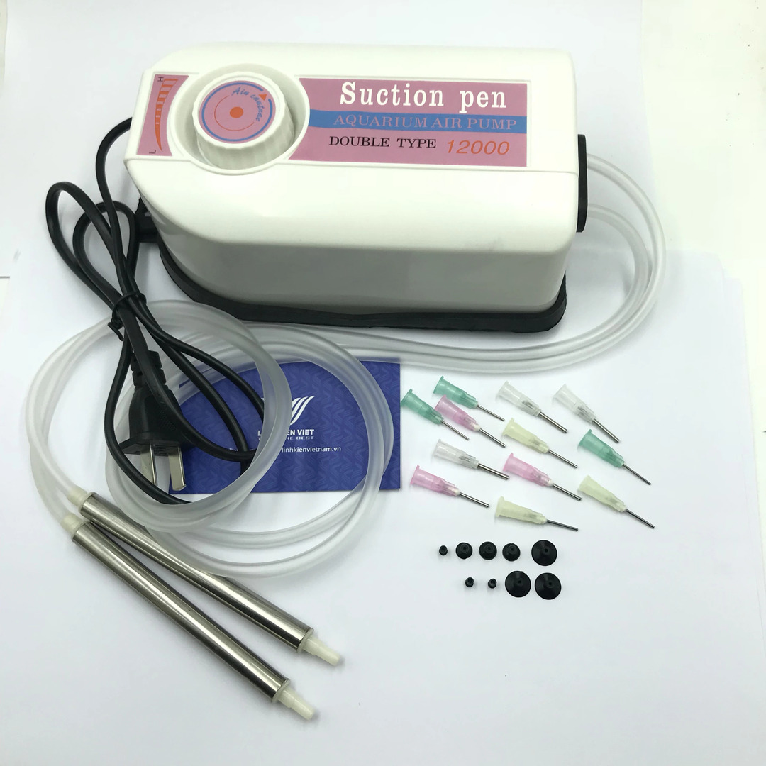 thợ sửa máy hút linh kiện