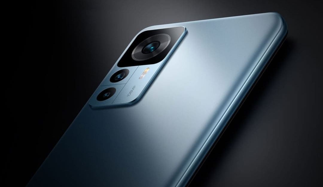 So sánh điện thoại Xiaomi Redmi 12C và Xiaomi 12T về thiết kế