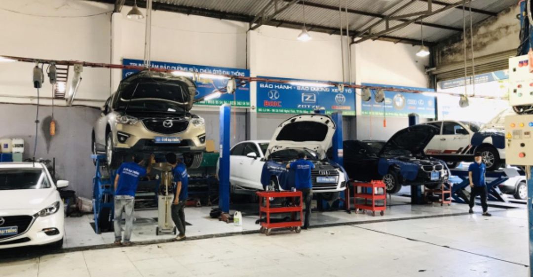Cửa hàng sửa chữa ô tô THC quận Tân Phú