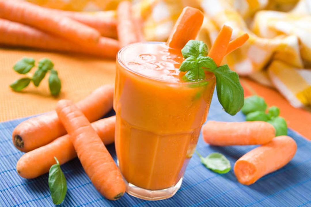 Uống nước ép cà rốt sau bữa ăn