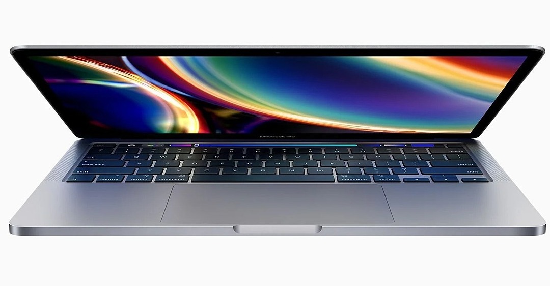 So sánh Macbook Pro touch 2018 13 inch vs 15 inch về màn hình
