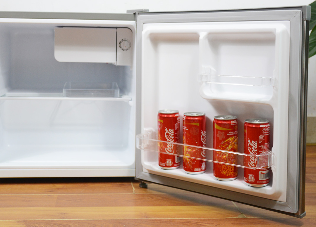 So sánh tủ lạnh mini và tủ lạnh minibar