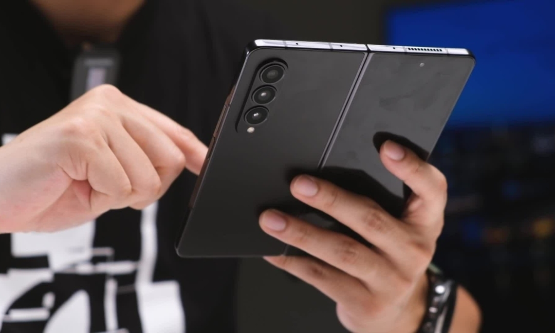 thiết kế galaxy z fold 5