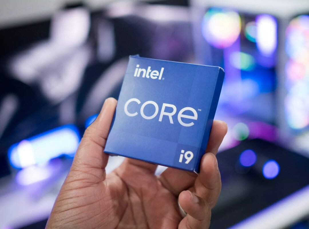 So sánh Intel Core i9 13900H vs i5 13500H