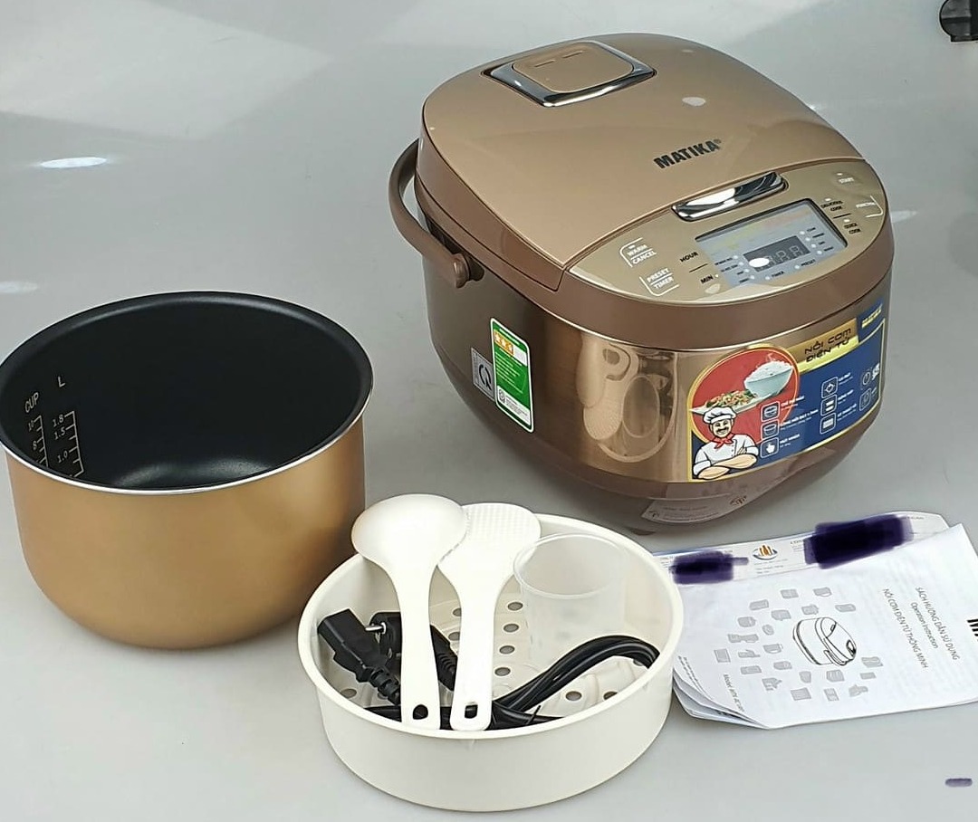 So sánh nồi cơm điện Bluestone và Aroma
