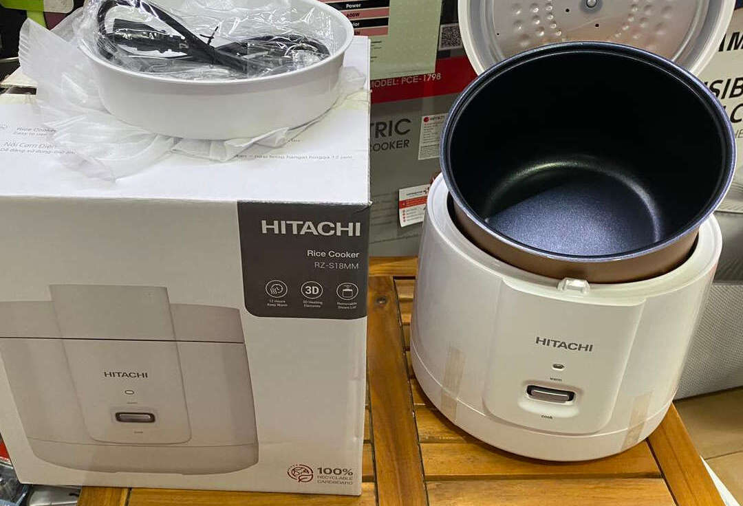 So sánh nồi cơm điện Hitachi và Comfee về giá thành