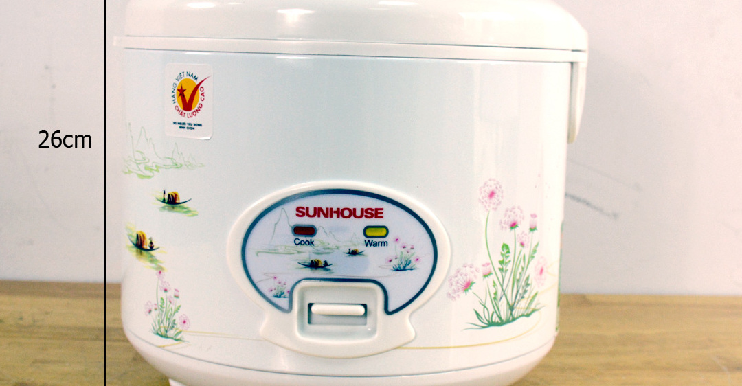 So sánh nồi cơm điện Sunhouse và Black+Blum