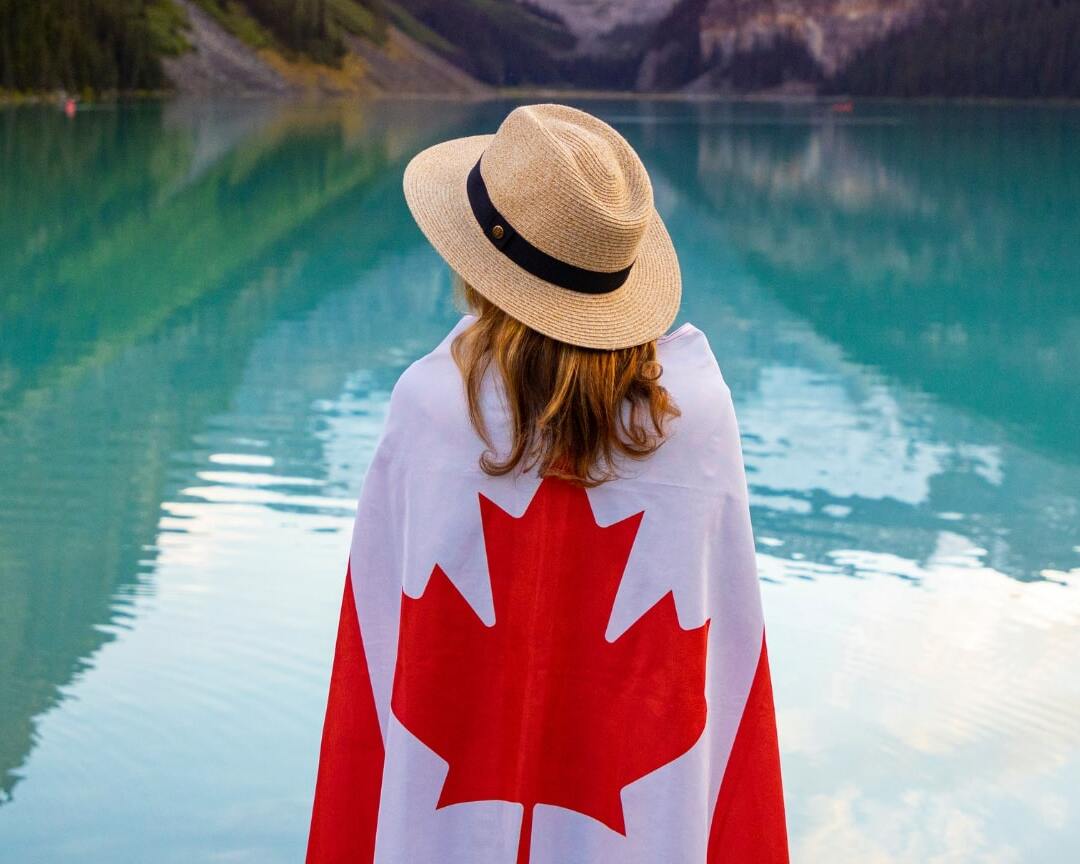 Xin visa du lịch Canada có khó không