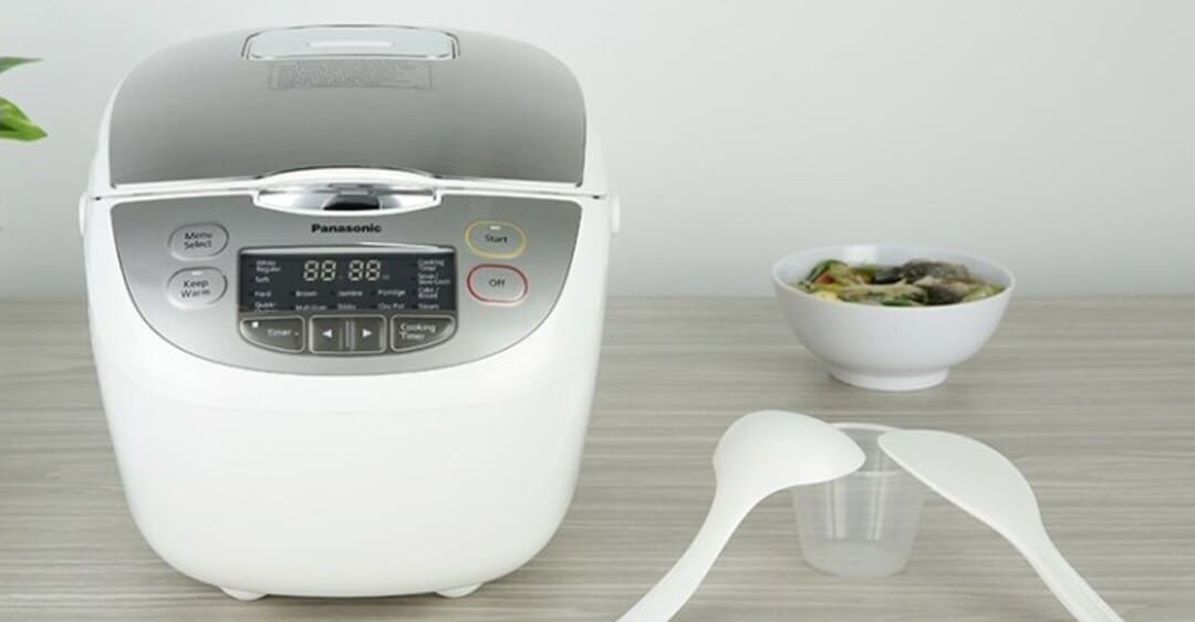 so sánh nồi cơm điện Panasonic và Black & Decker