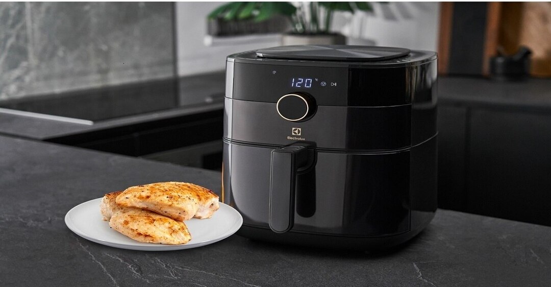 sử dụng nồi chiên không dầu Electrolux